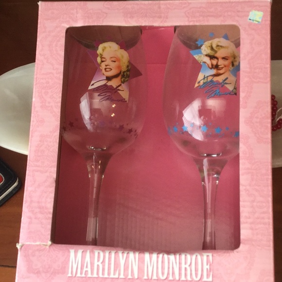 Marilyn Monroe Other - Never used 2 glass wine Marilyn Monroe